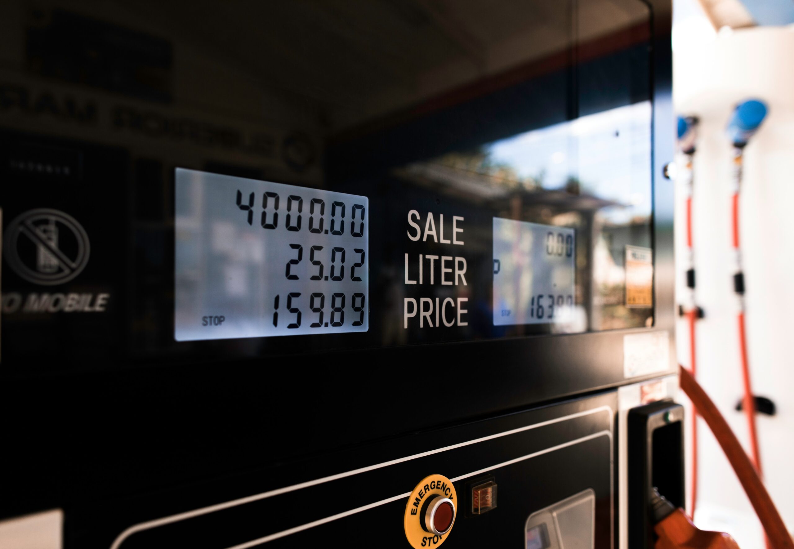 How do p shot prices compare between different providers in the UK?